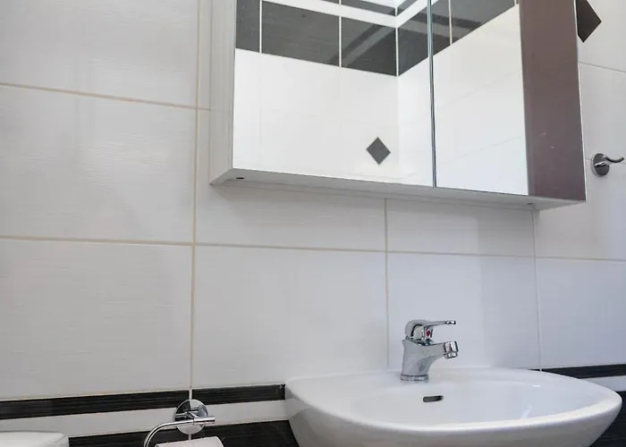 Anastasia 2 * Fourka